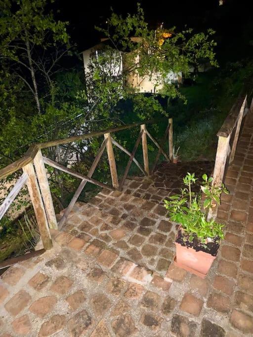 Casa Vacanze Fonte Del Menotre Фолиньо Екстериор снимка