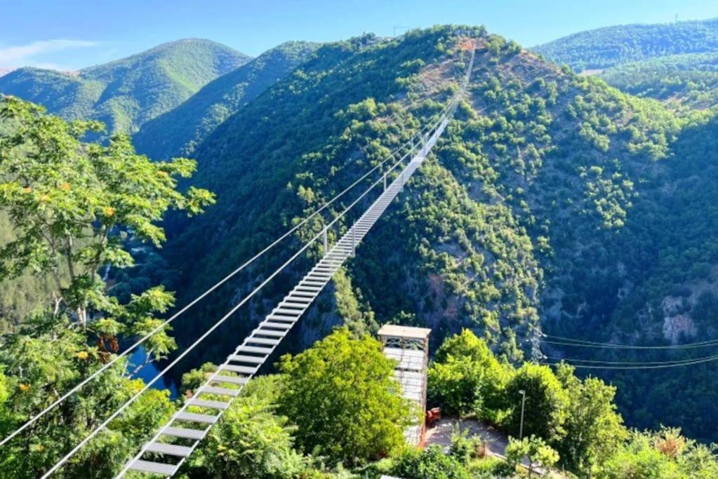 Casa Vacanze Fonte Del Menotre Фолиньо Екстериор снимка